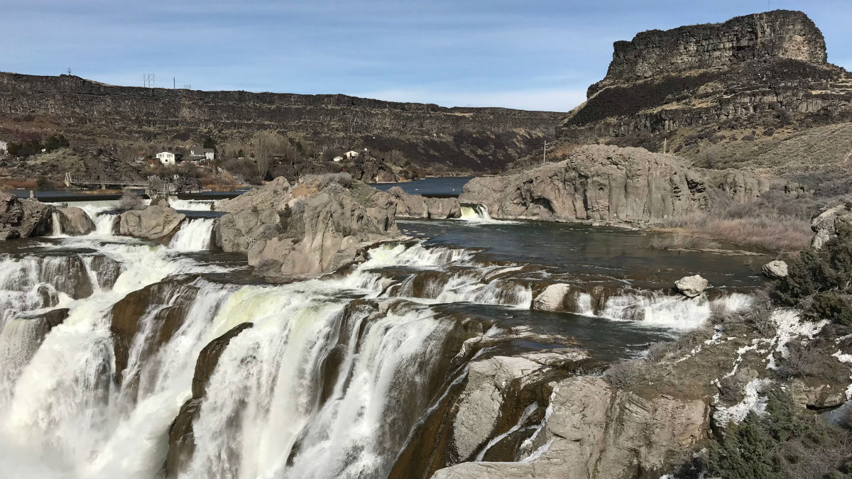 A waterfall in an arid landscape in southern Idaho