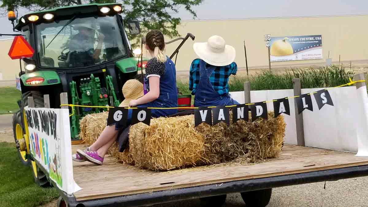 Old Fort Boise Days back of trailer